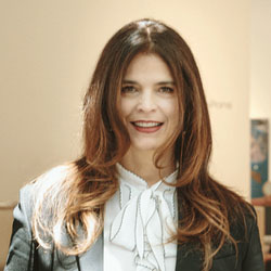 Portrait of Wendi Norris